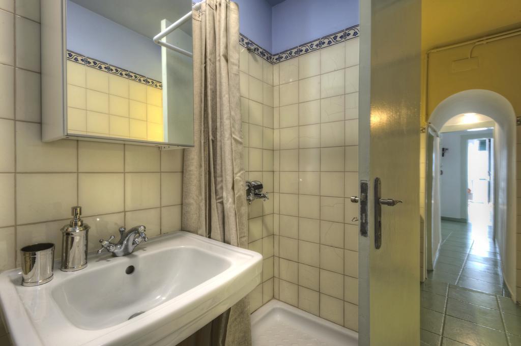 Stay Local In Alfama! Alice Central Home, Near River Lisboa Εξωτερικό φωτογραφία