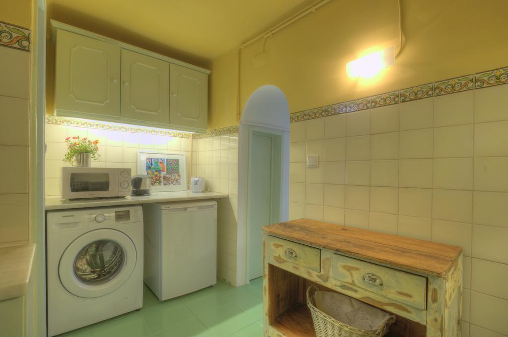 Stay Local In Alfama! Alice Central Home, Near River Lisboa Εξωτερικό φωτογραφία